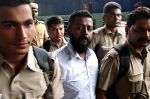 7 cops suspended for letting TTV Dhinakaran’s aide roam freely