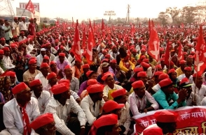 35K farmers enter Mumbai to protest