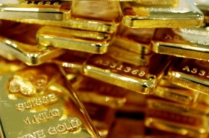 Chennai man used two wives to smuggle gold, caught in airport