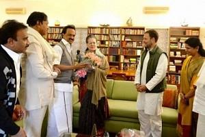 DMK President Stalin visits Sonia Gandhi on her birthday