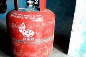 Husband throws cylinder at wife for giving birth to a girl