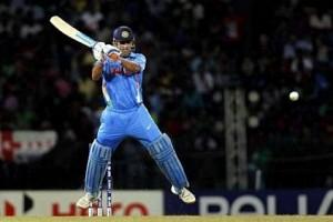 This popular cricketer pulls off Dhoni's helicopter shot