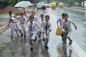 இருக்கு இன்னும் ரெண்டு நாளைக்கு மழை இருக்கு.. தமிழ்நாடு வெதர்மேன்!