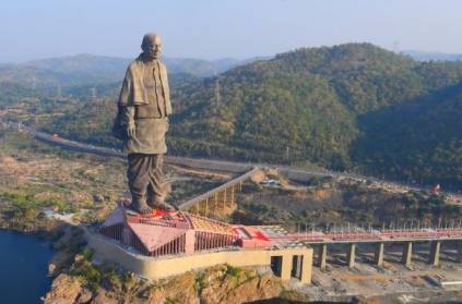 PM Unveils Sardar Patel\'s Statue Of Unity and congress critics