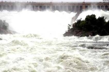 Tamil Nadu minister R.B.Udhayakumar advised about Cauvery Flood