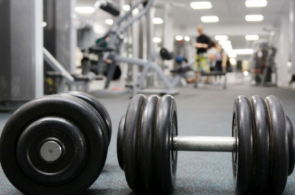 15-year-old dies in gym as dumbbell slips out of hand, falls on his head