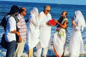 Sridevi’s ashes immersed in Rameswaram