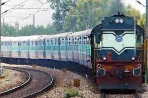 TN - Track maintainer's quick thinking averts major train accident