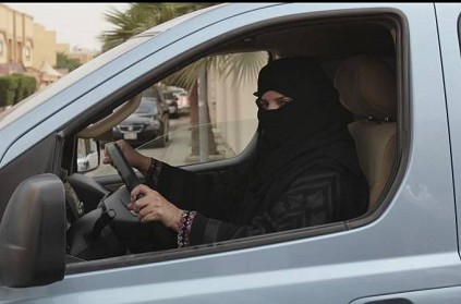 Saudi: Woman reporter leaves country after probe on \'indecent clothes\'