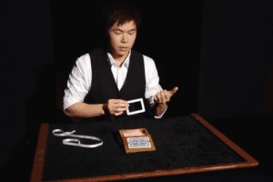WATCH VIDEO | This Man Has Blown Away The Internet With An Amazing Card Trick