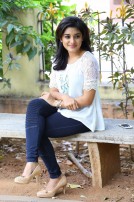 Niveda Thomas (aka) NivedaThomas