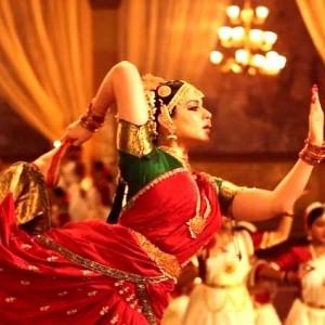 Kangana Ranaut’s new look from Thalaivi as Jayalalithaa out ft Arvind Swami Vijay