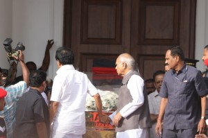 Karunanidhi death: Political leaders and Celebrities pay homage