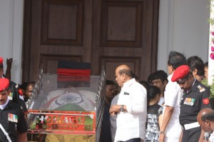 Karunanidhi death: Political leaders and Celebrities pay homage