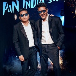 Moonwalk Tamil movie photos